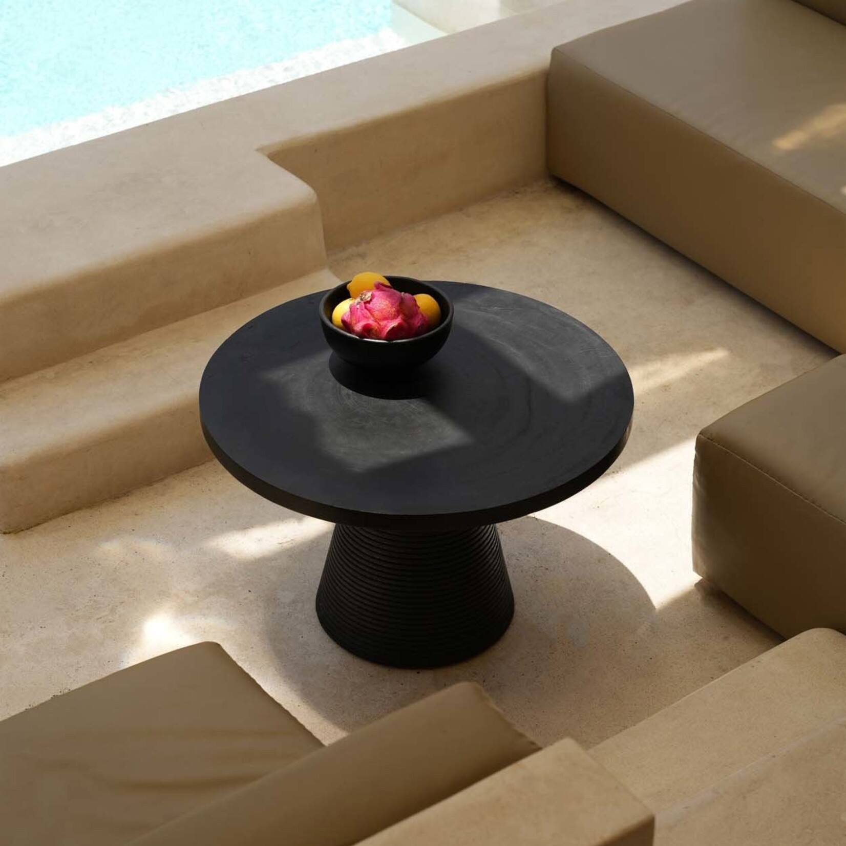 Bazar Bizar Antwerp The Hi Matata Coffee Table - Black