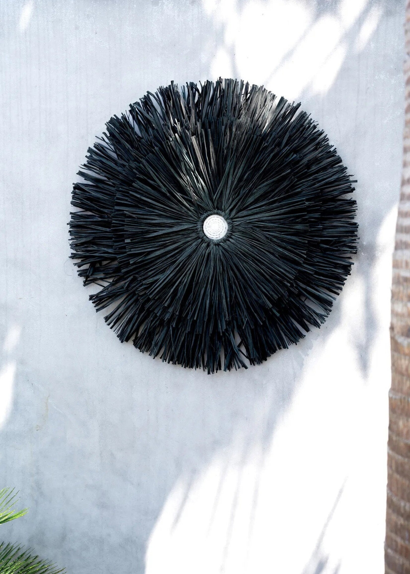 Bazar Bizar Antwerp The Raffia Juju - Black