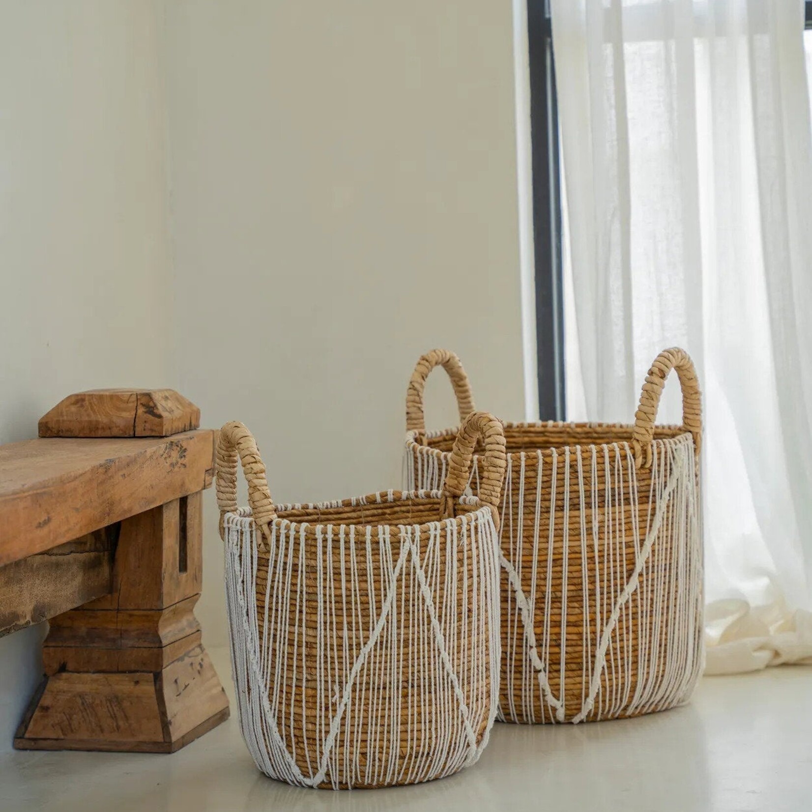 Bazar Bizar Antwerp The Straight Stitched Macrame Basket - S