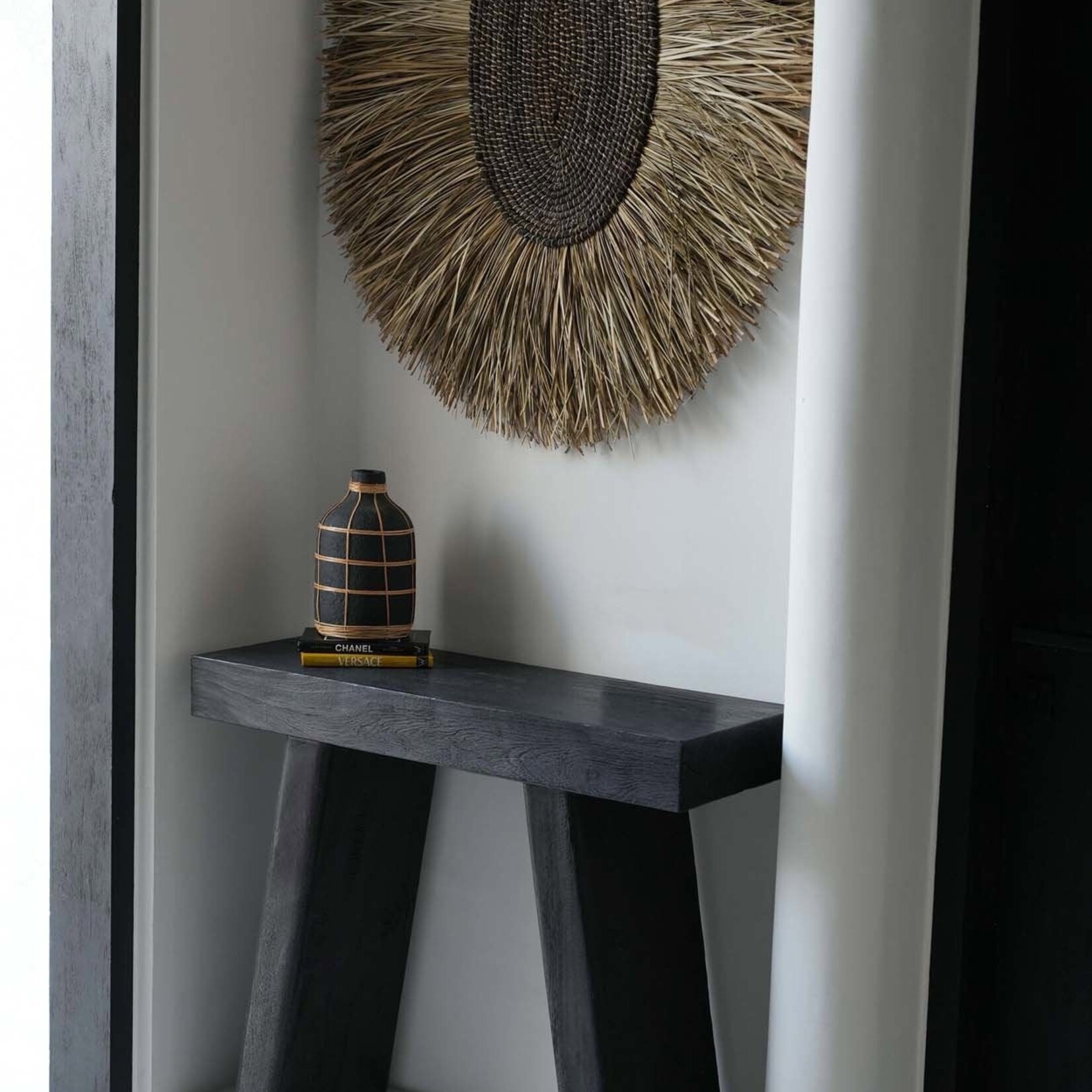 Bazar Bizar Antwerp The Whoopy Vase - Black Natural - L