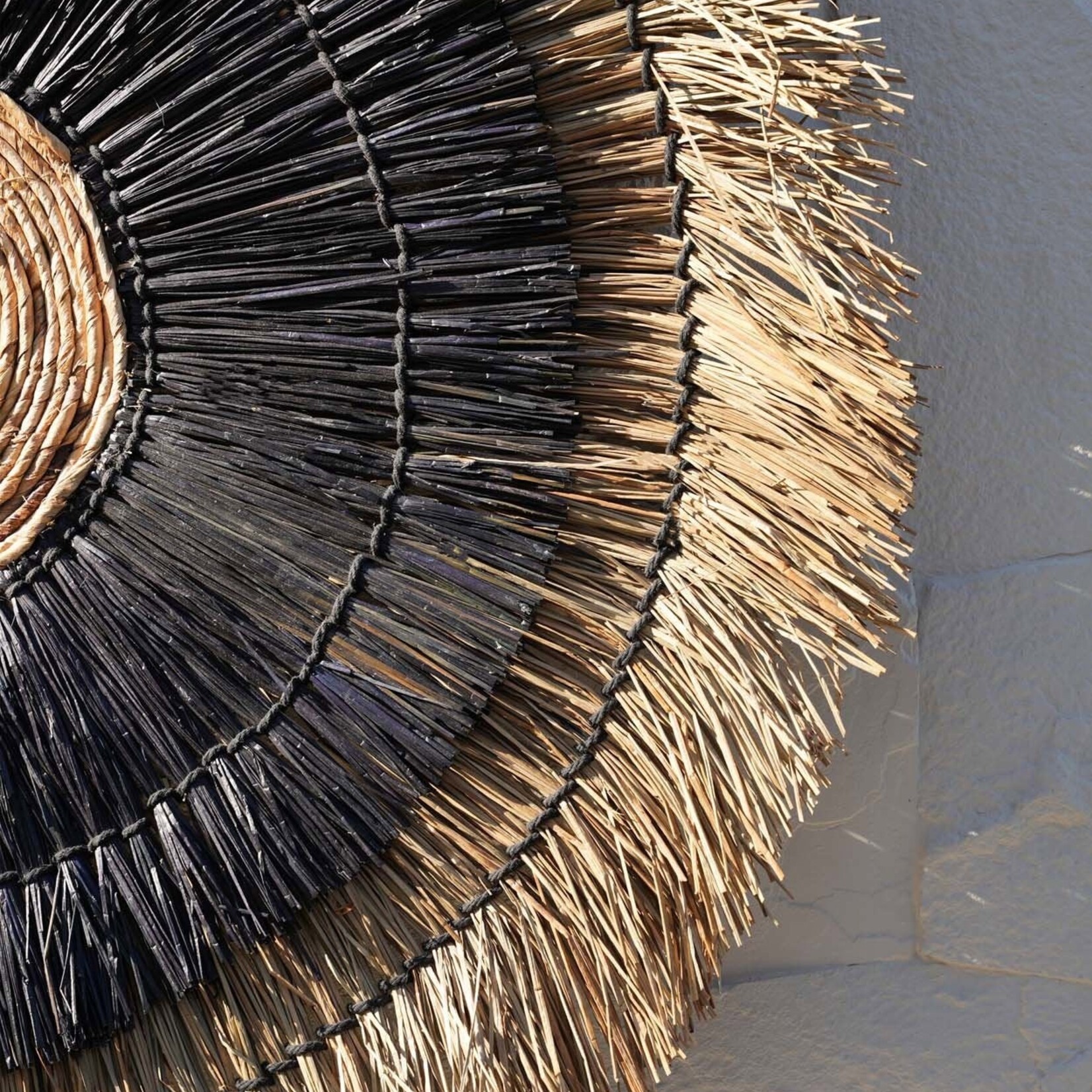 Bazar Bizar Antwerp The Amazonia Wall Deco - Natural Black