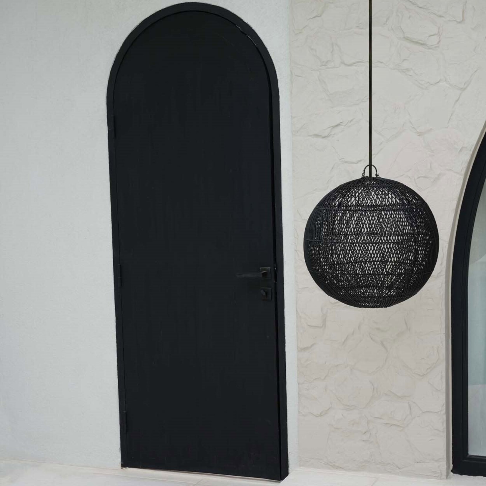 Bazar Bizar Antwerp The Bubble Pendant - Black - S