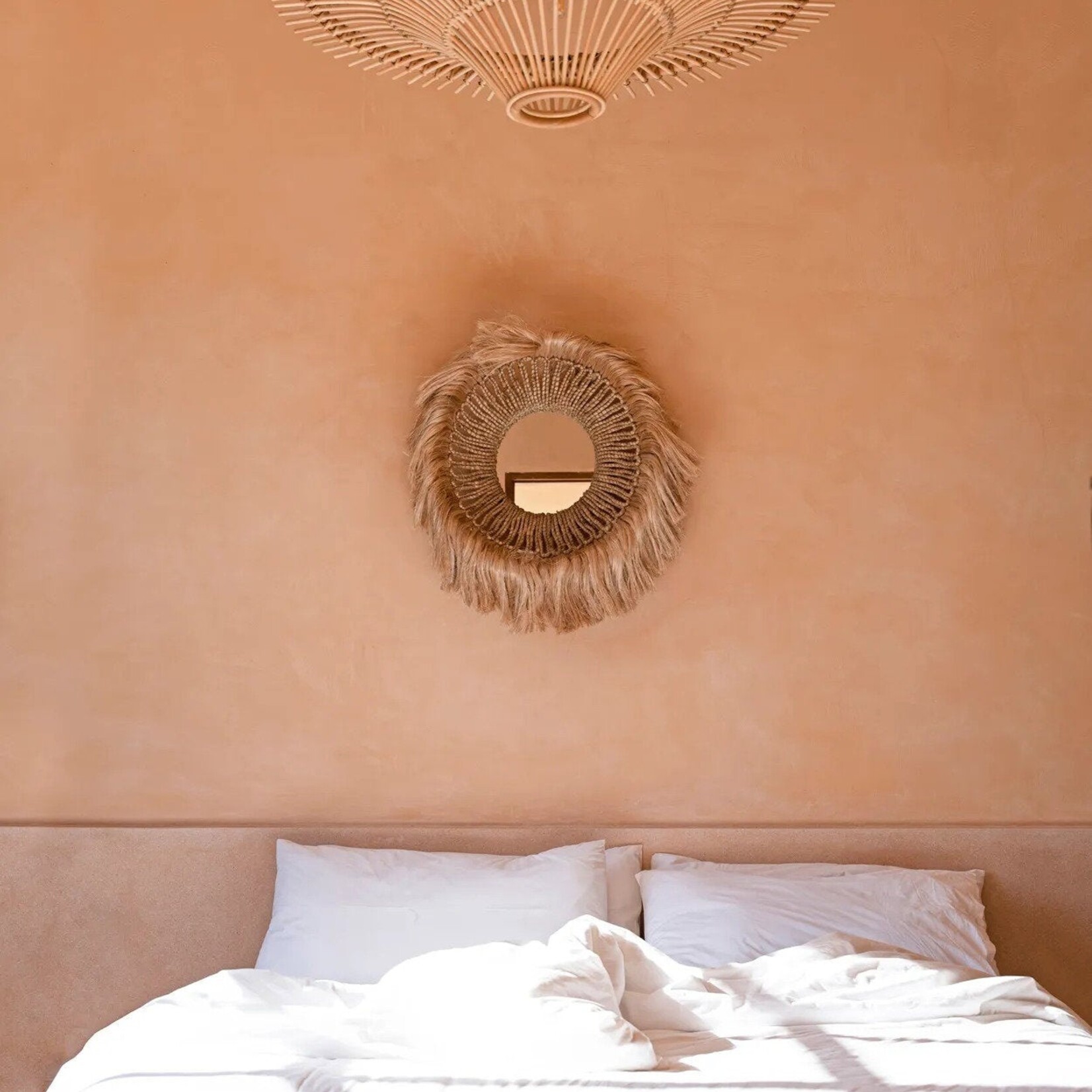 Bazar Bizar Antwerp The Abaca Solomon Mirror - Natural
