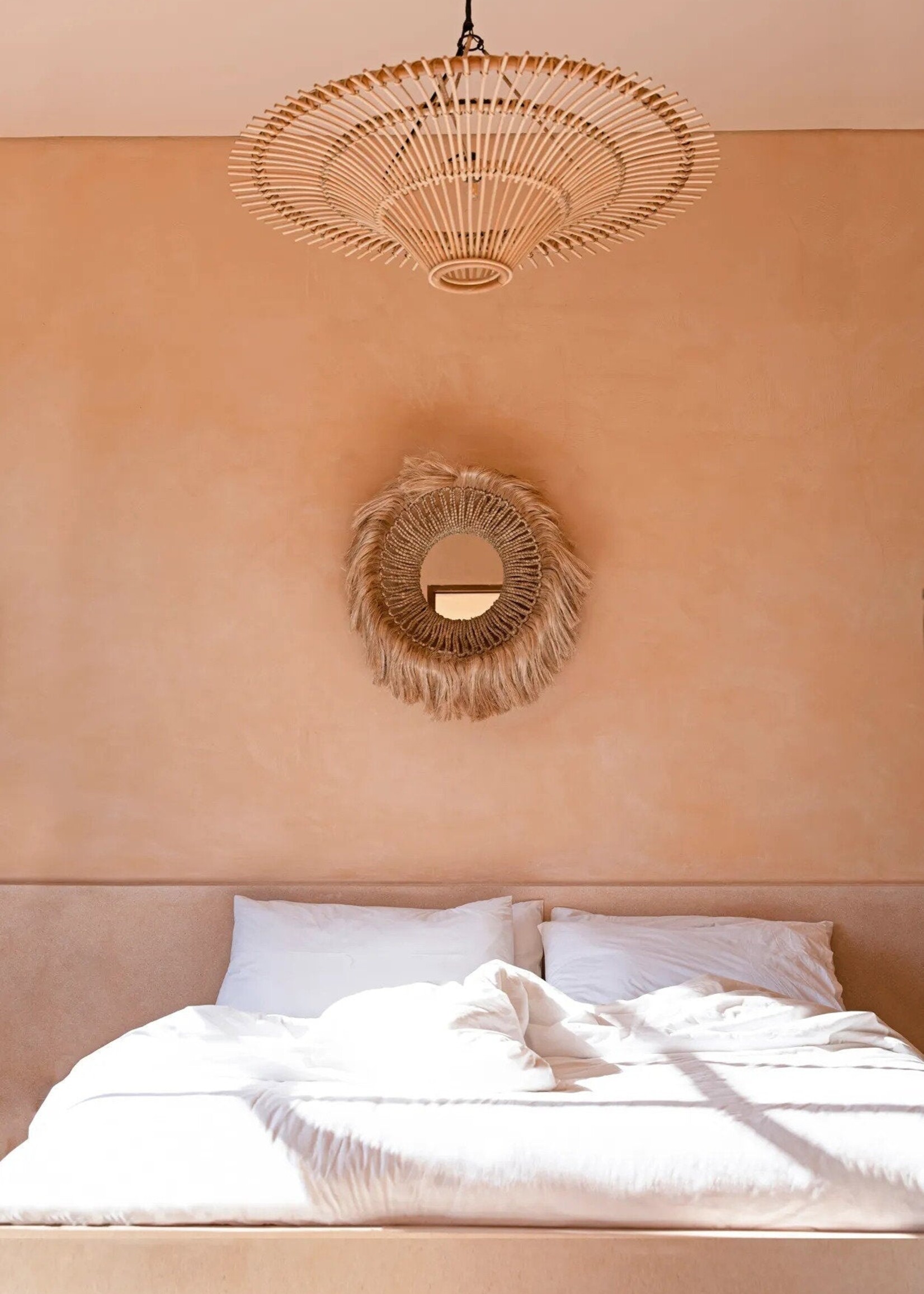 Bazar Bizar Antwerp The Abaca Solomon Mirror - Natural