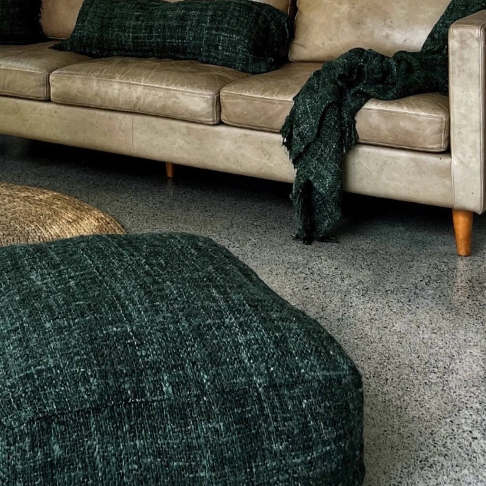Bazar Bizar Antwerp The Oh My Gee Pouffe - Forest Green