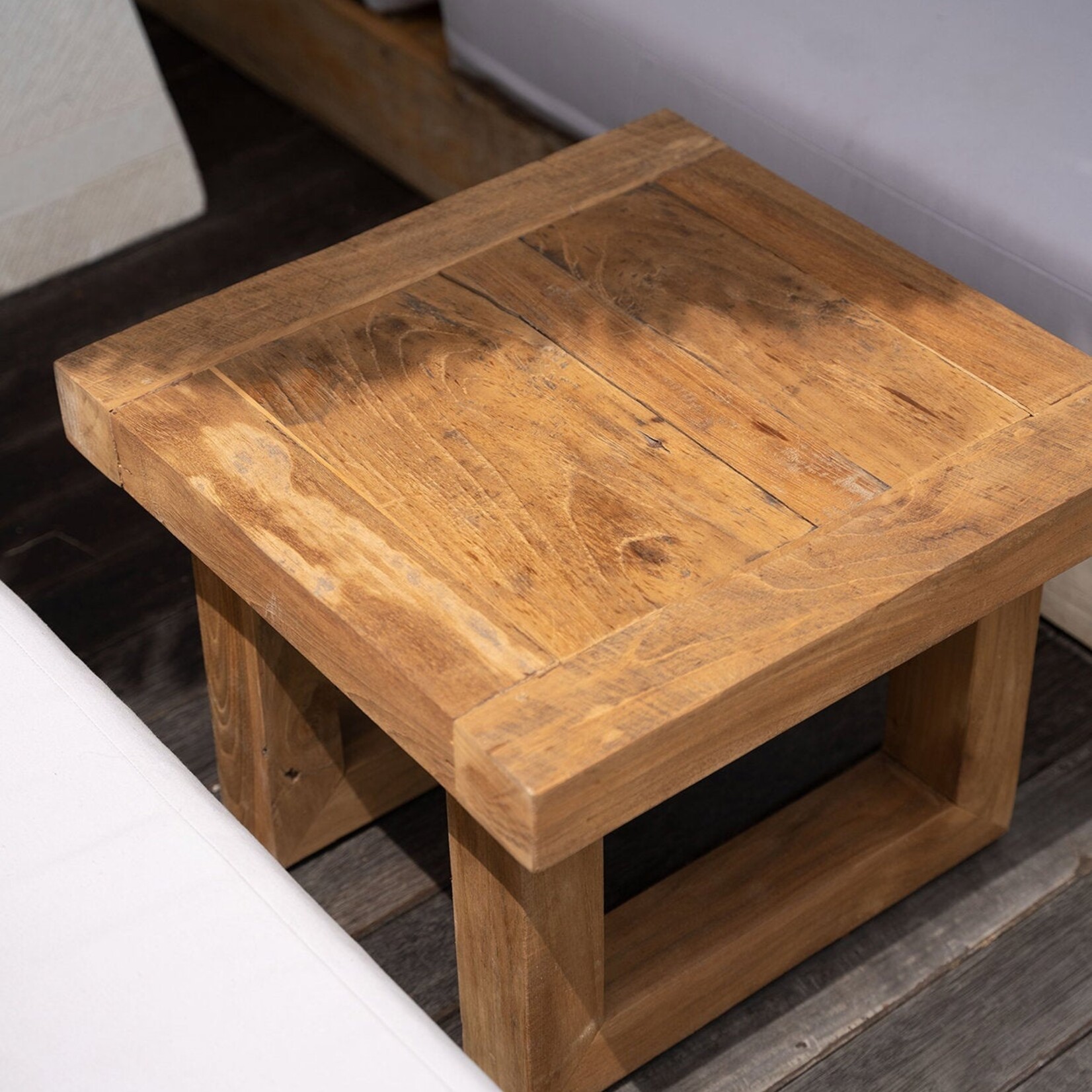 Bazar Bizar Antwerp The Reclaimed Teak Side Table - Natural