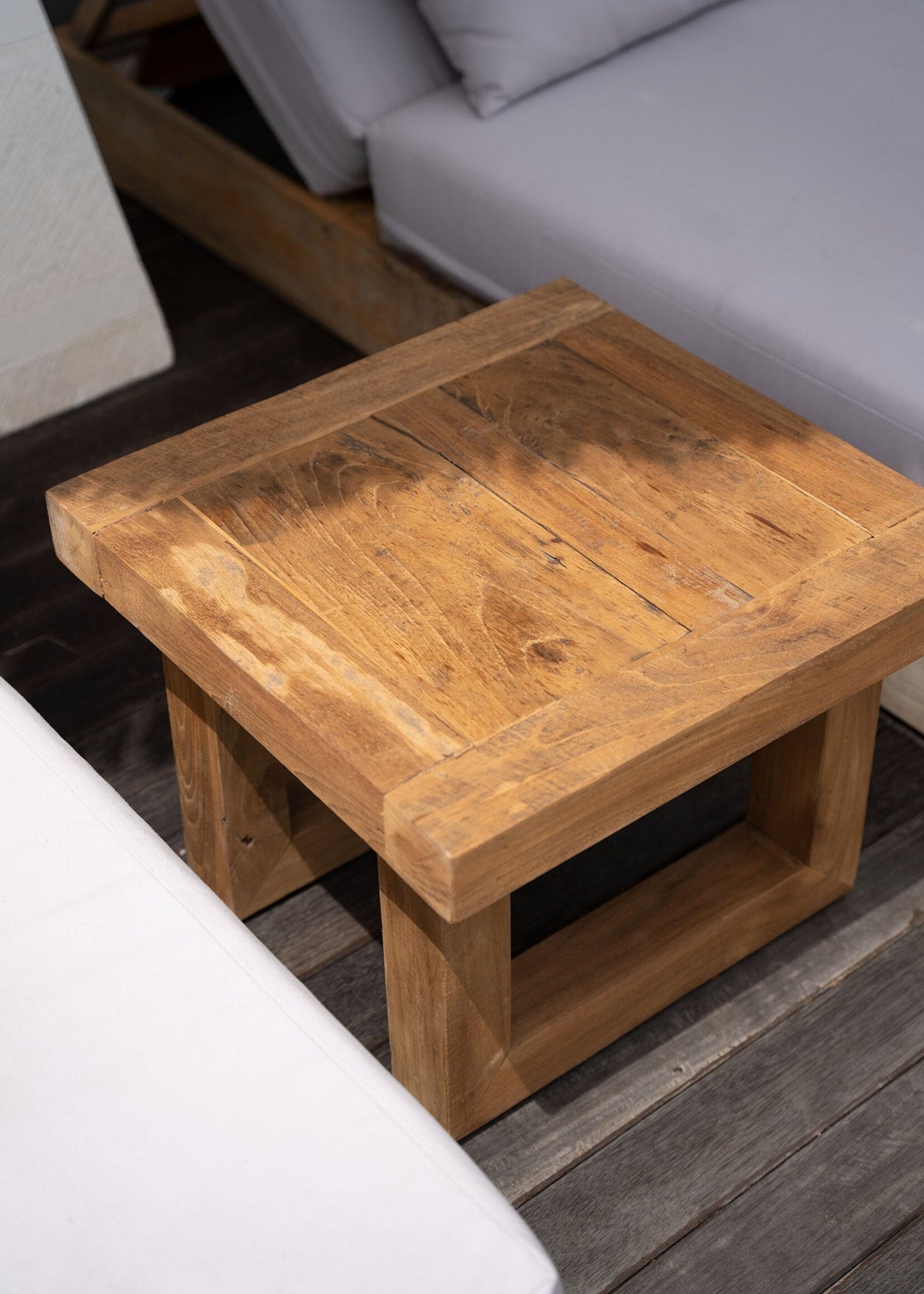 Bazar Bizar Antwerp The Reclaimed Teak Side Table - Natural