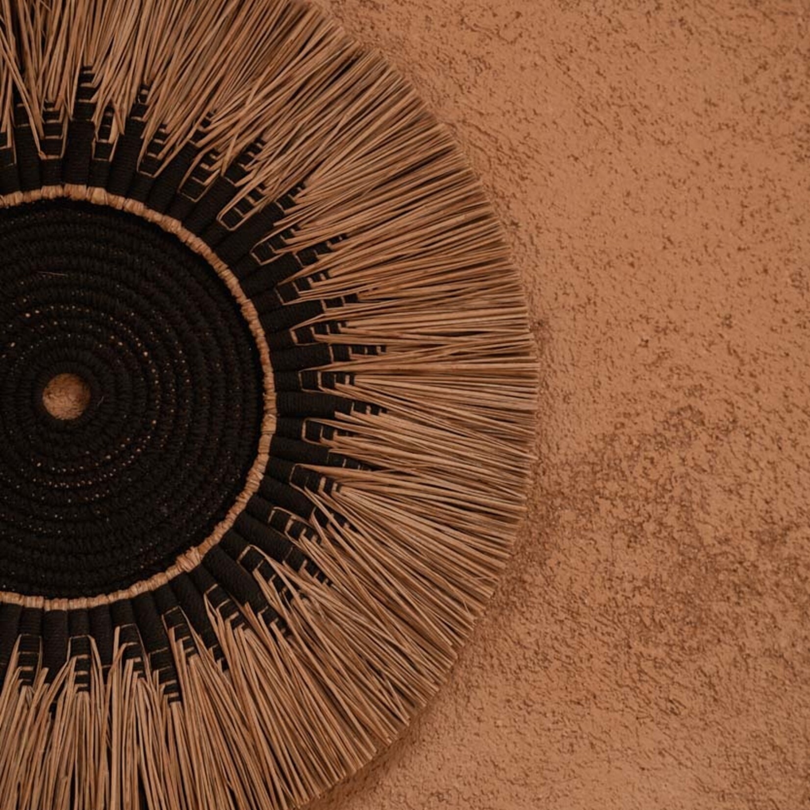 Bazar Bizar Antwerp The Raffia Macramé Wall Deco - Black Natural