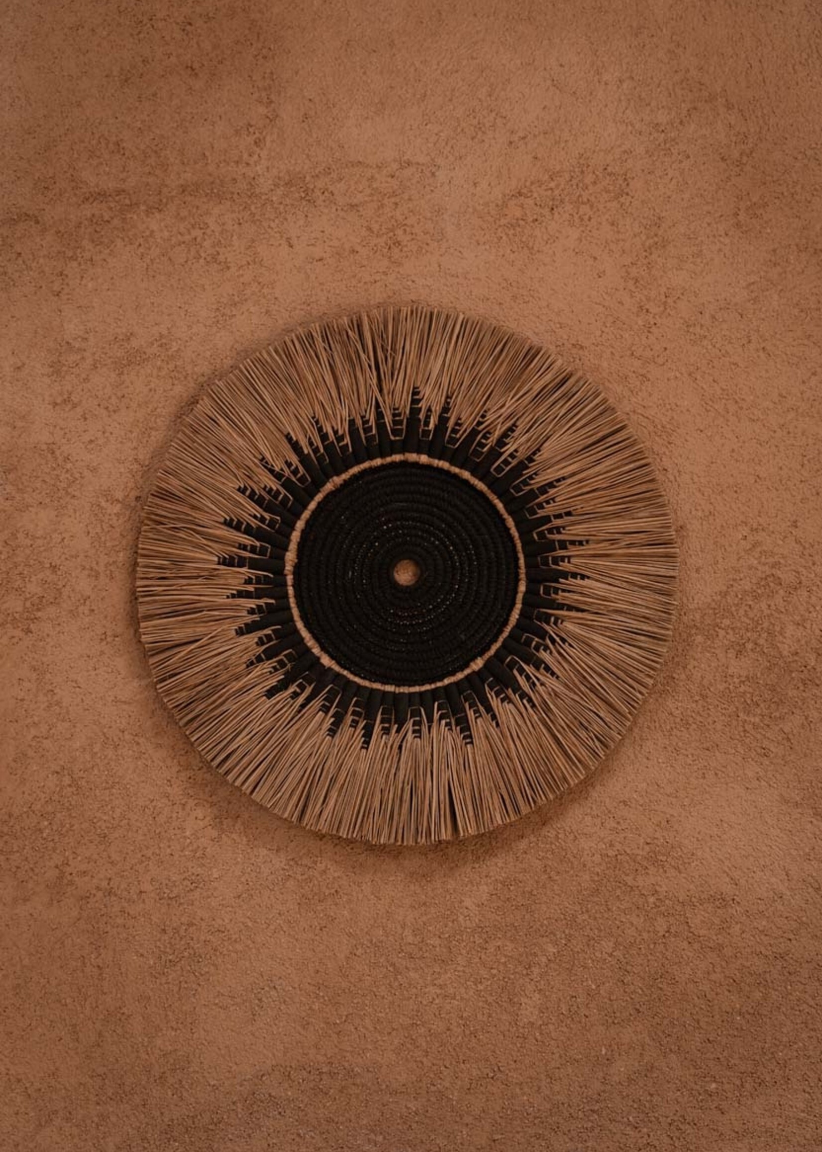 Bazar Bizar Antwerp The Raffia Macramé Wall Deco - Black Natural