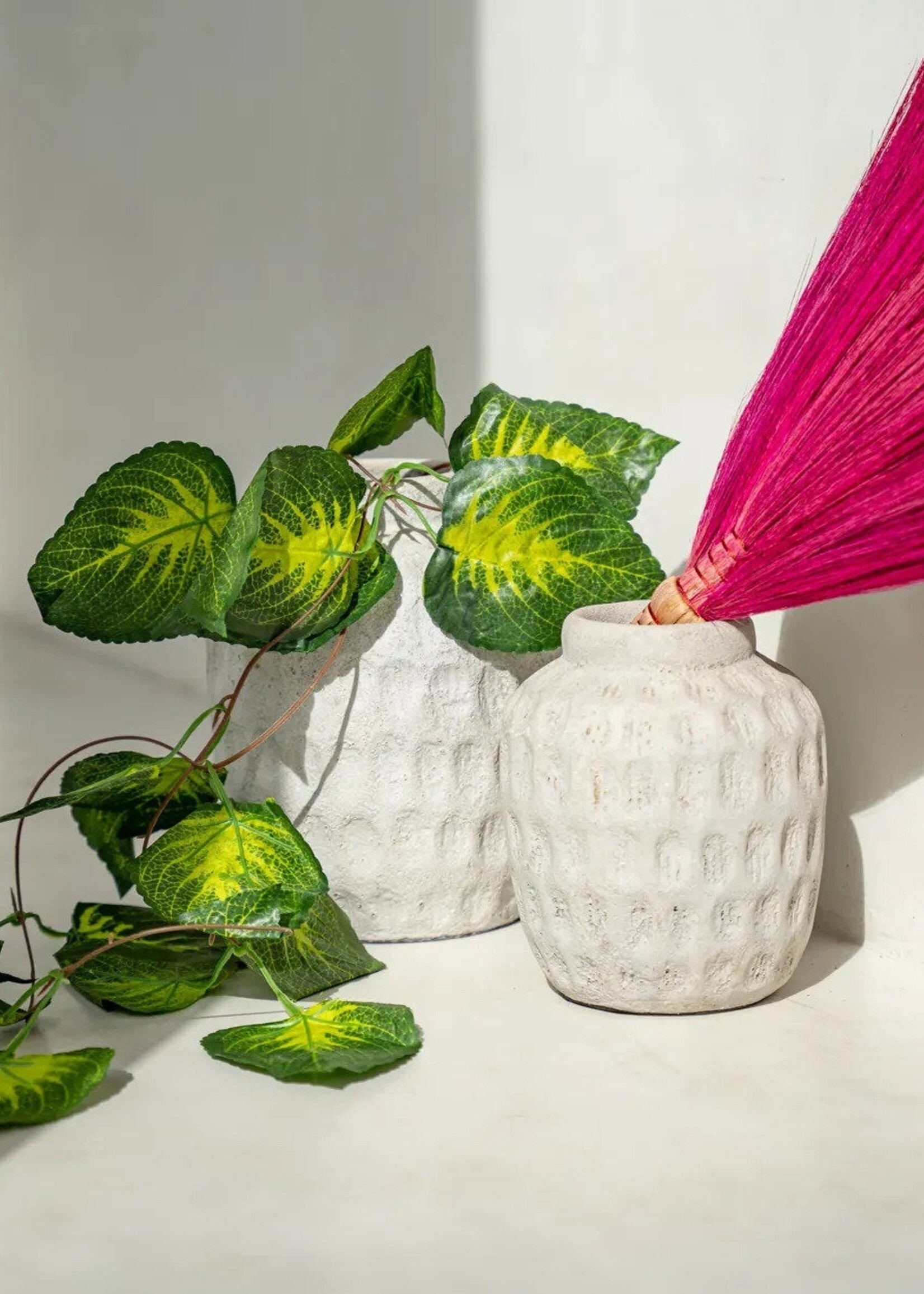 Bazar Bizar Antwerp The Trendy Vase - Concrete - M