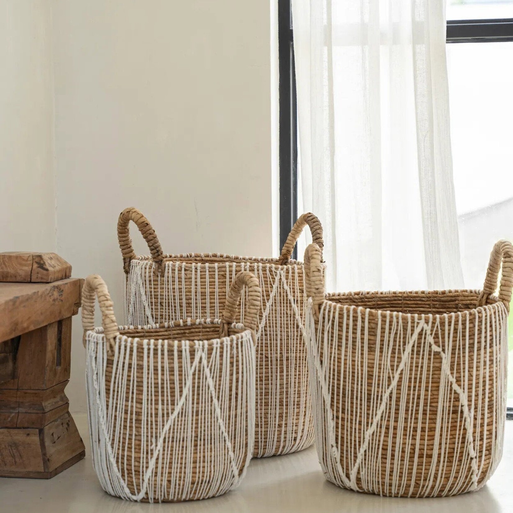 Bazar Bizar Antwerp The Straight Stitched Macrame Basket - L