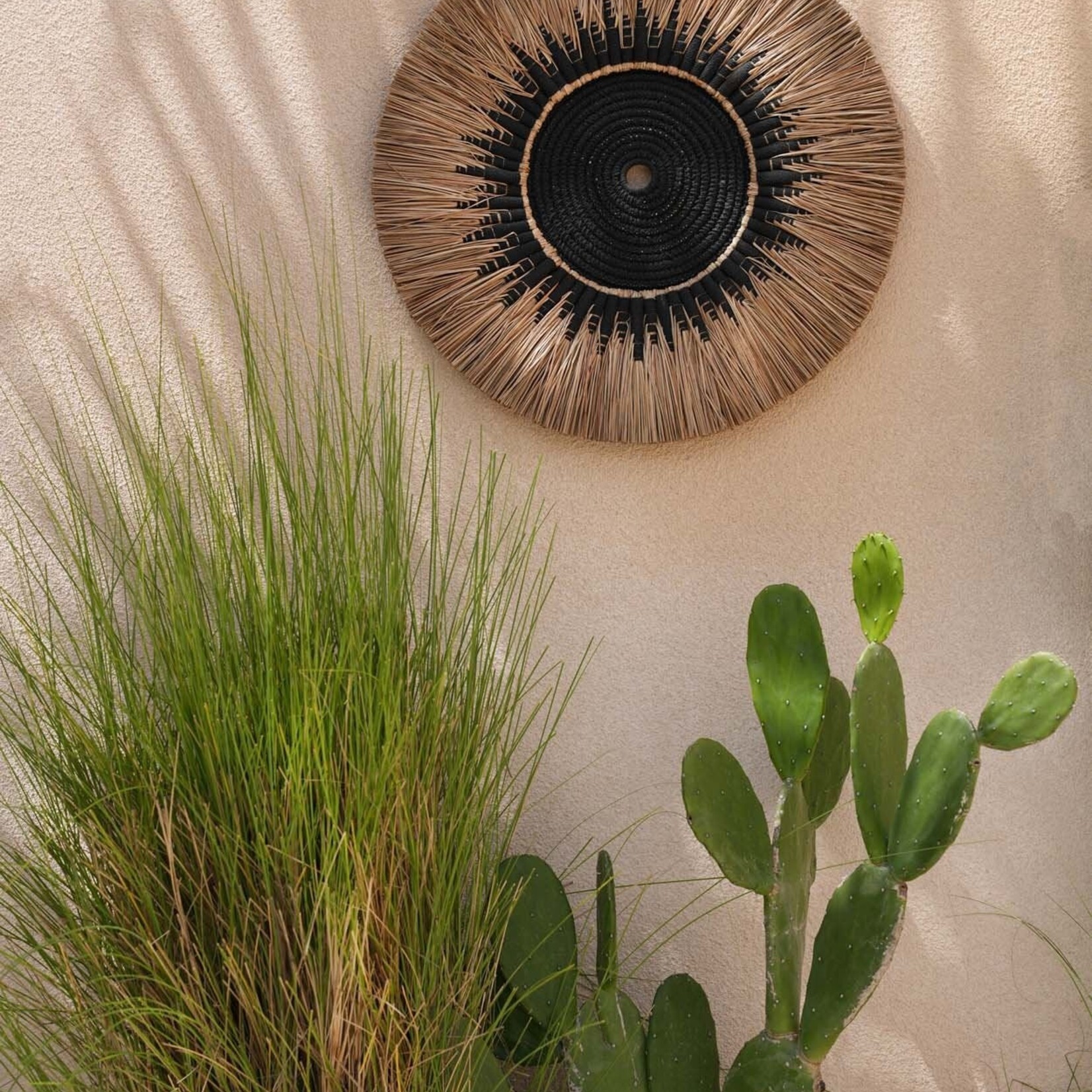 Bazar Bizar Antwerp The Raffia Macramé Wall Deco - Black Natural