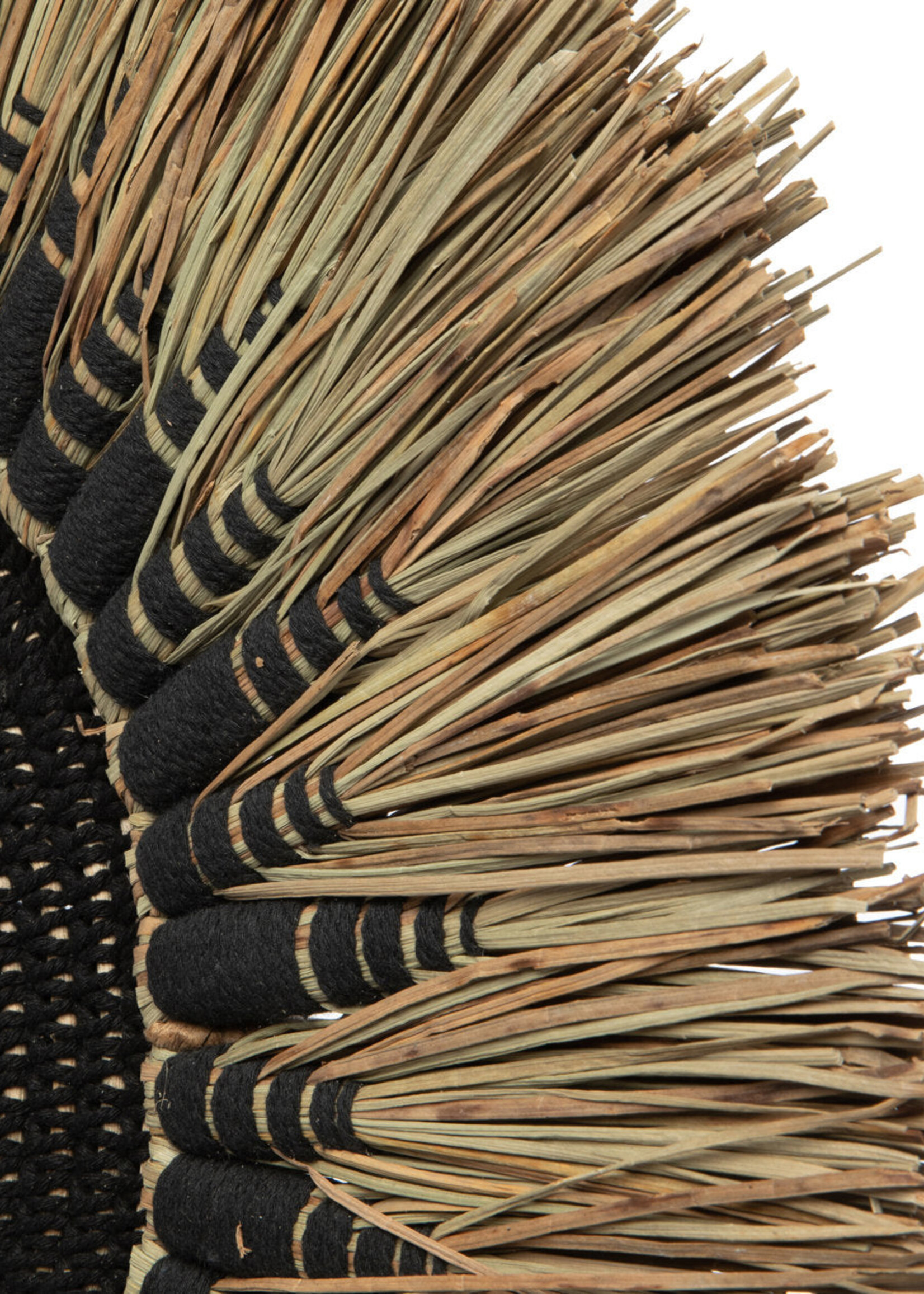 Bazar Bizar Antwerp The Raffia Macramé Wall Deco - Black Natural