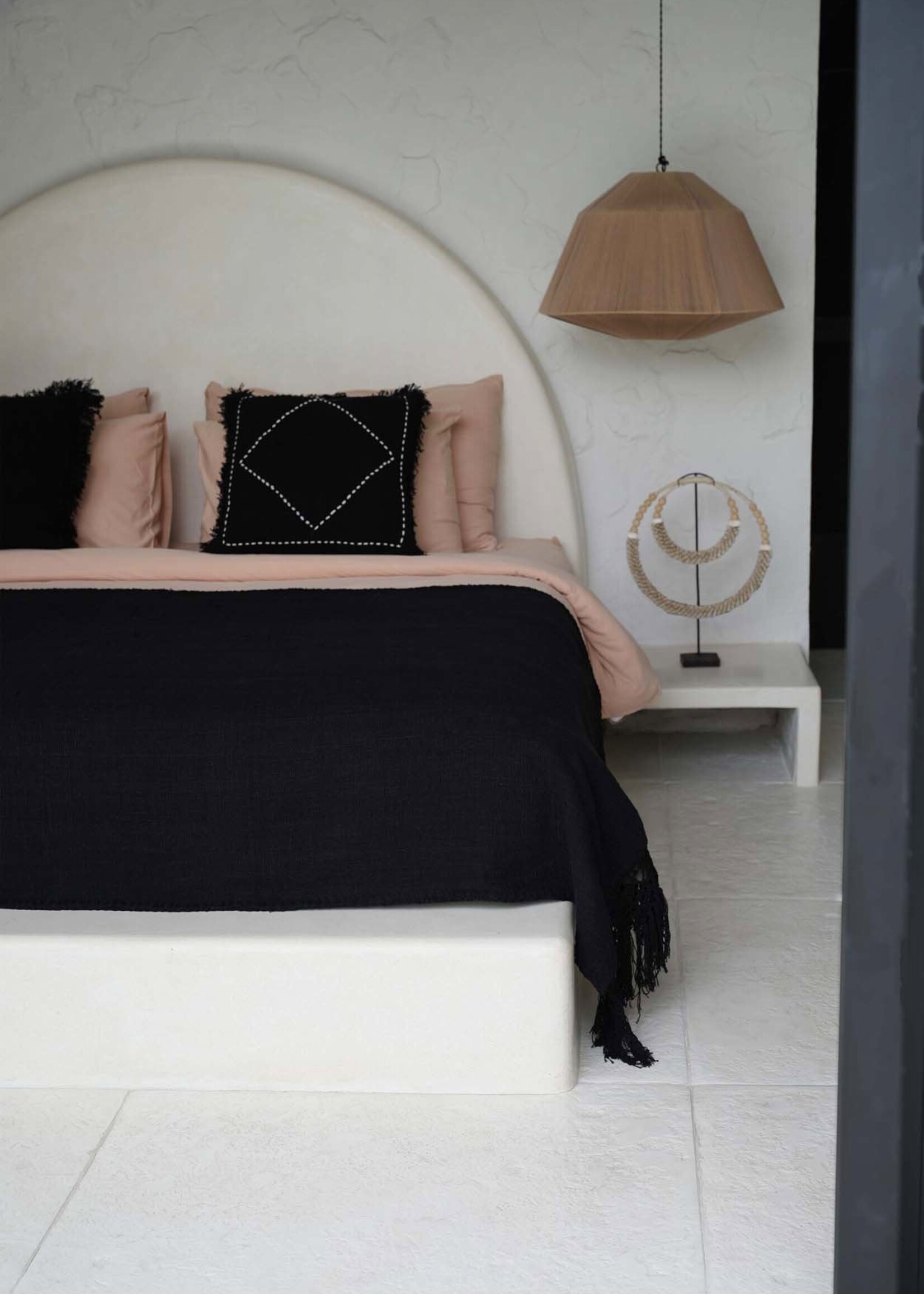 Bazar Bizar Antwerp The Gypsy Bed Throw - Black