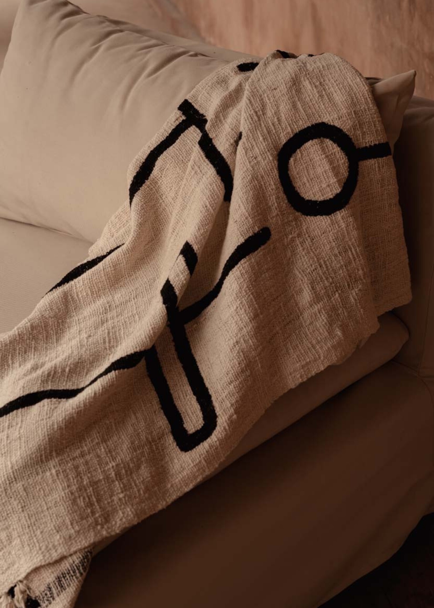 Bazar Bizar Antwerp The Evil Eye Bed Throw - Natural Black