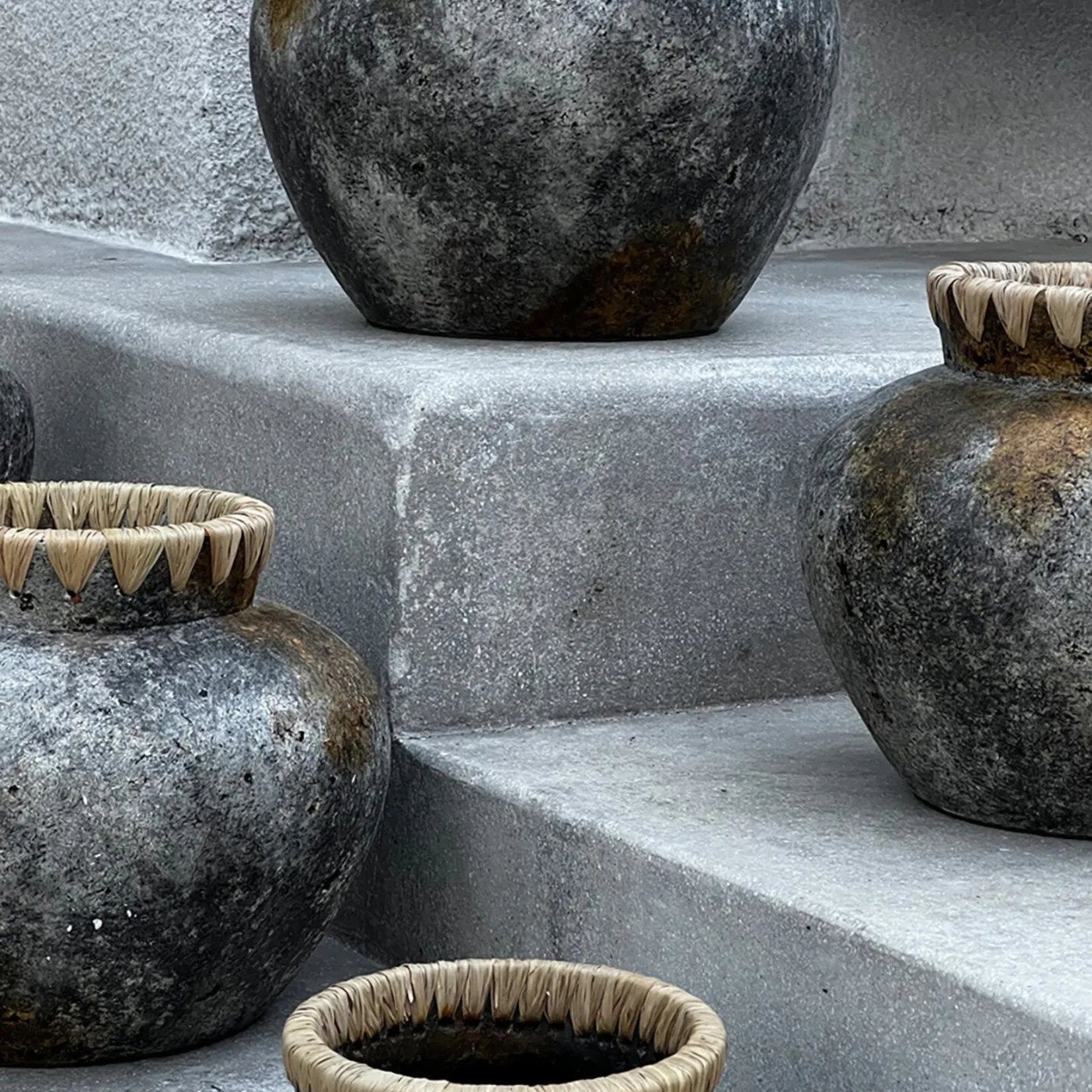 Bazar Bizar Antwerp The Styly Vase - Antique Grey - S