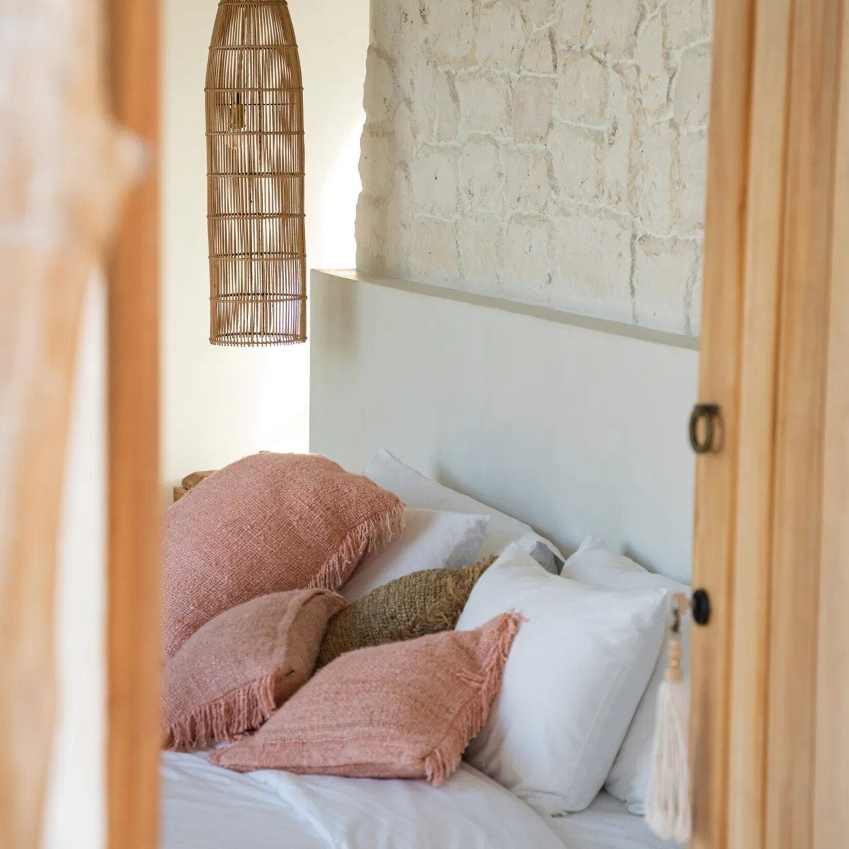 Bazar Bizar Antwerp The Oh My Gee Cushion Cover - Salmon Pink - 40x40