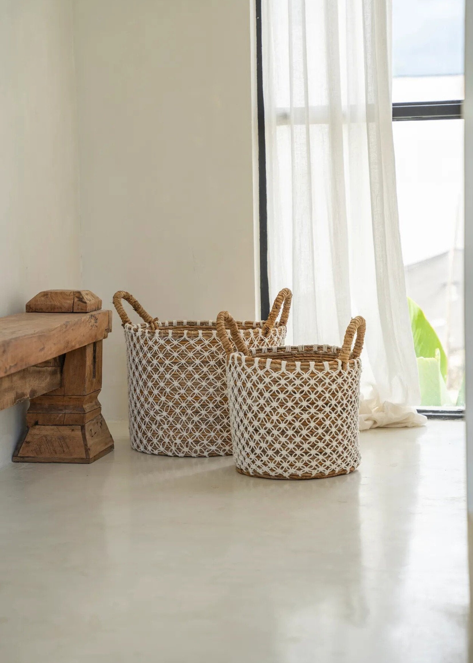 Bazar Bizar Antwerp The Crossed Stitched Macrame Basket - M