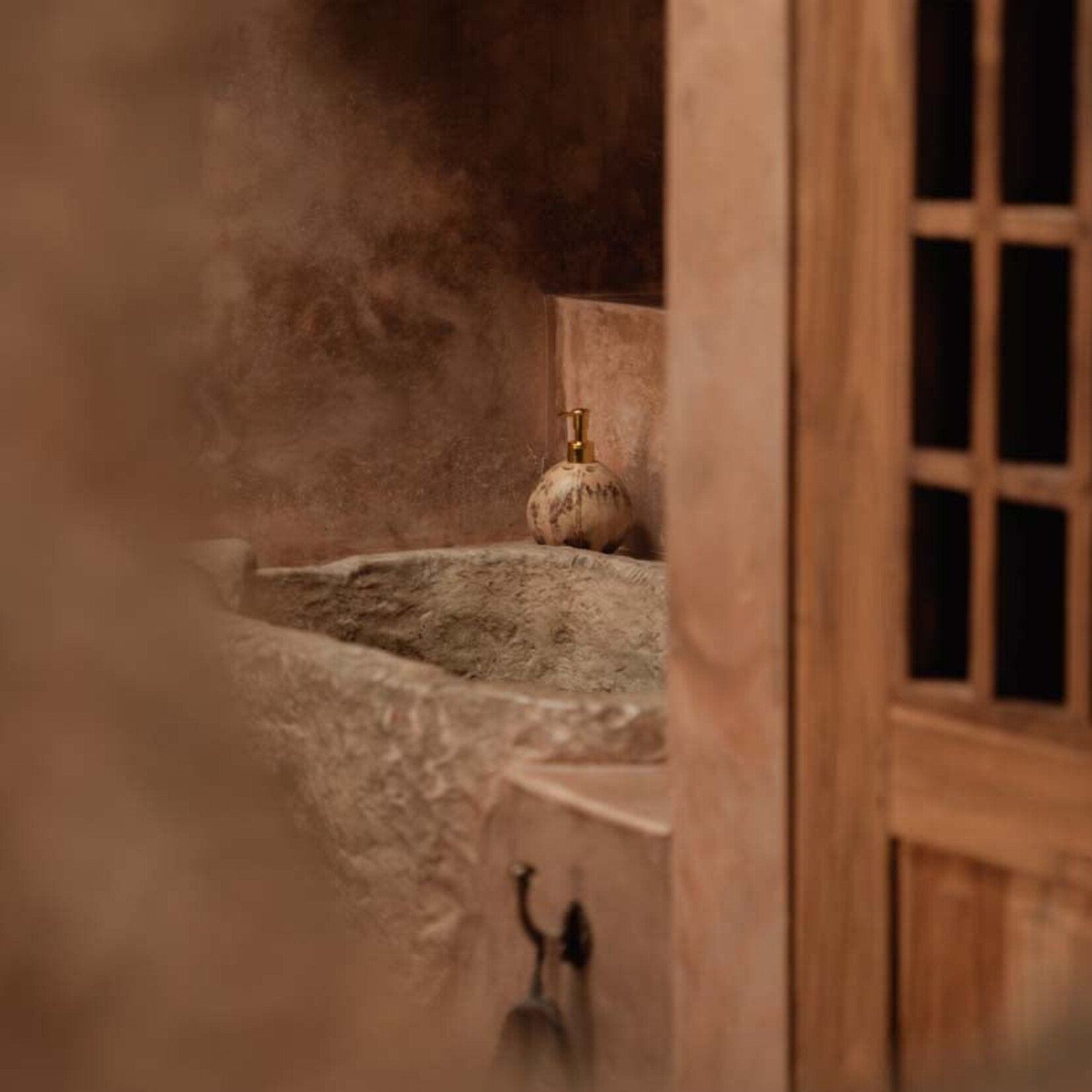 Bazar Bizar Antwerp The Coconut Soap Dispenser