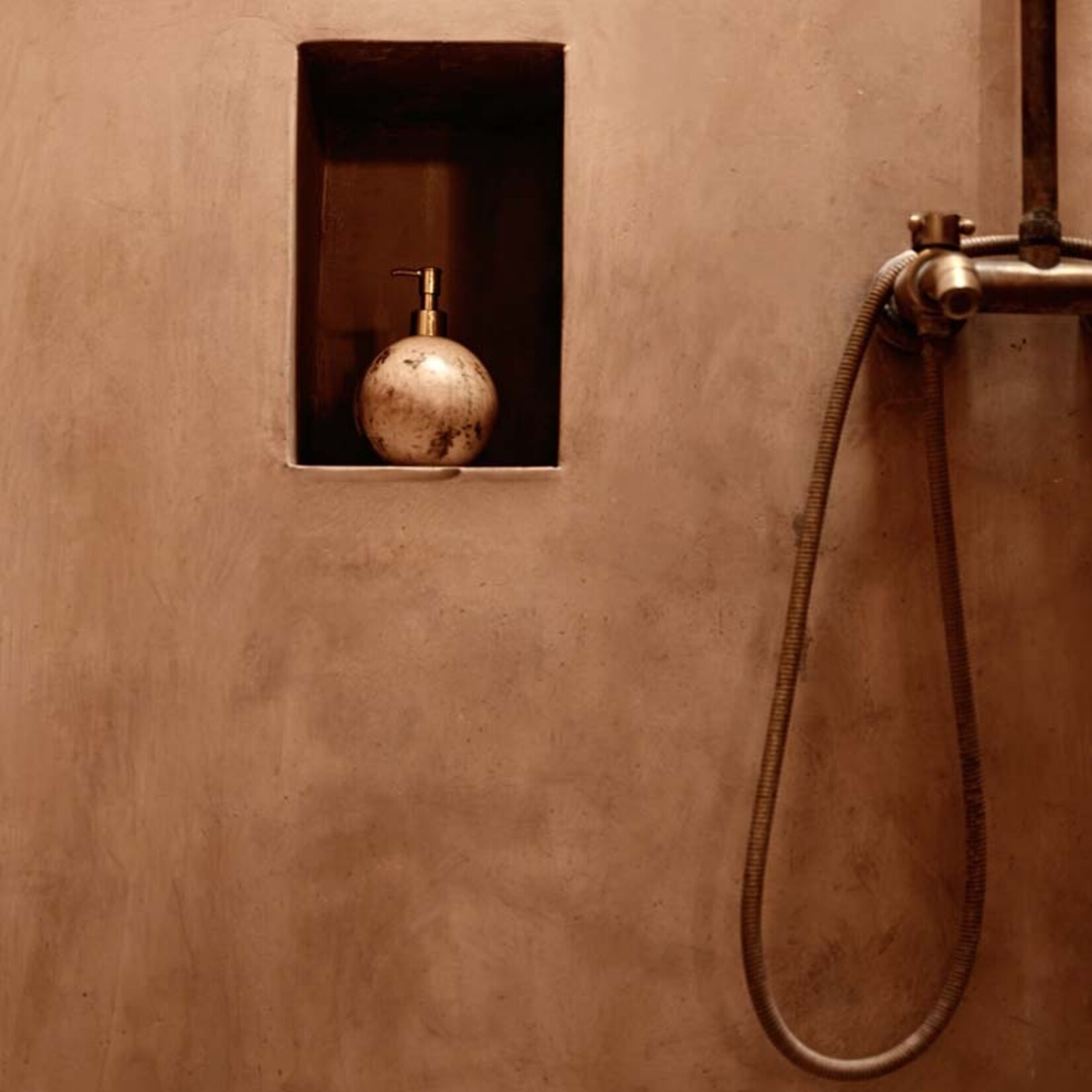 Bazar Bizar Antwerp The Coconut Soap Dispenser