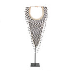 Bazar Bizar Antwerp The Tribal Beaded Necklace on Stand - Black White