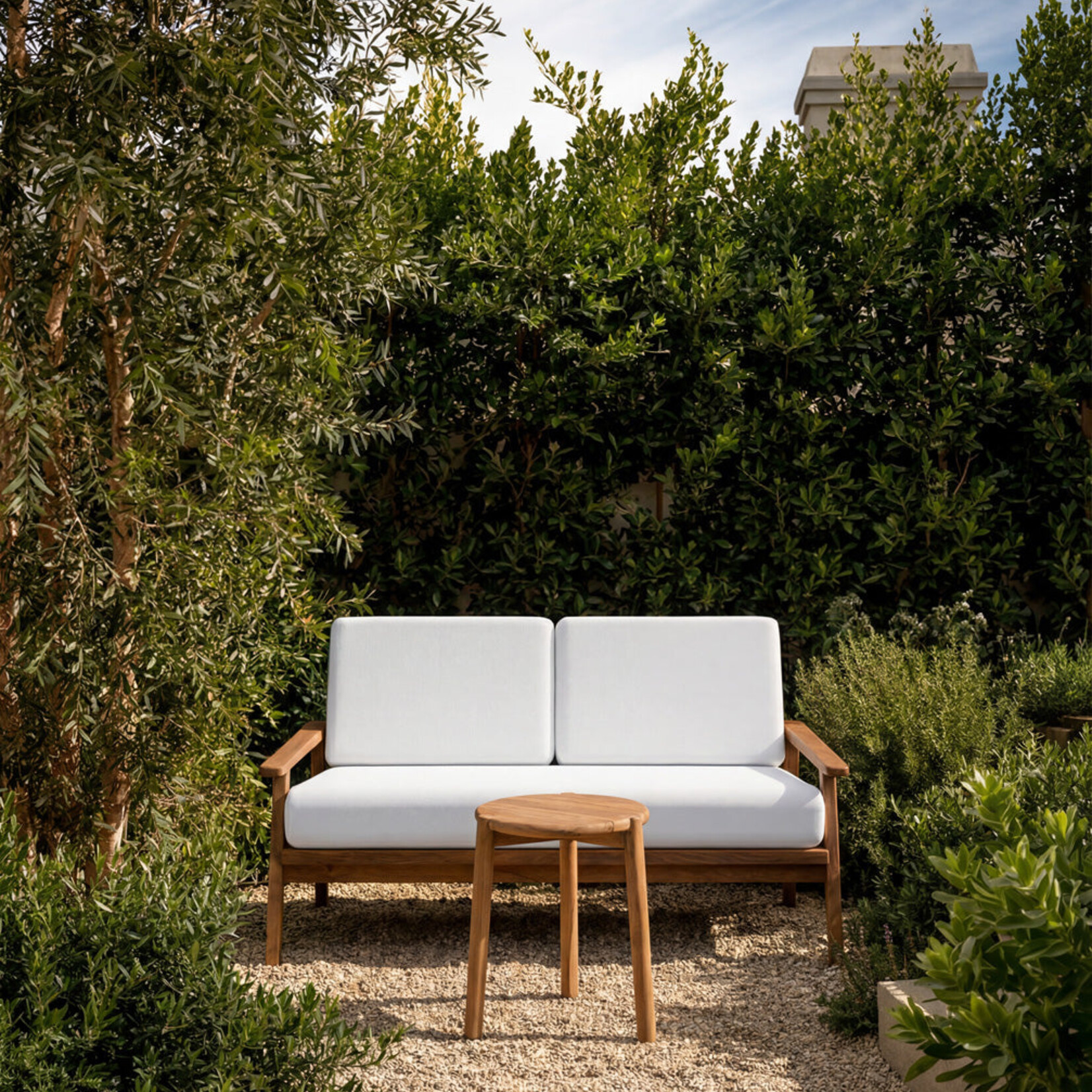 Bazar Bizar Antwerp The Gilimanuk Side Table - Outdoor