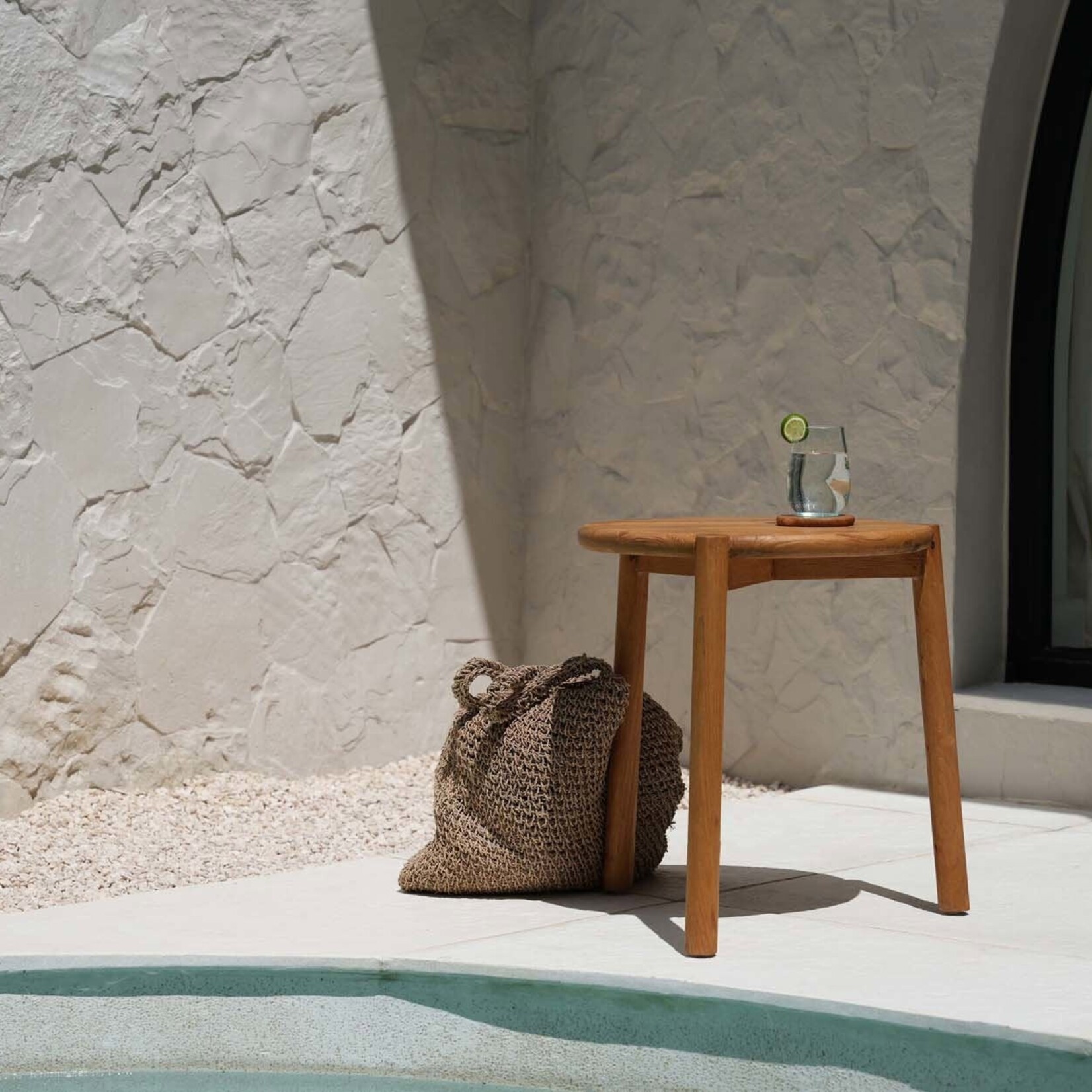 Bazar Bizar Antwerp The Gilimanuk Side Table - Outdoor