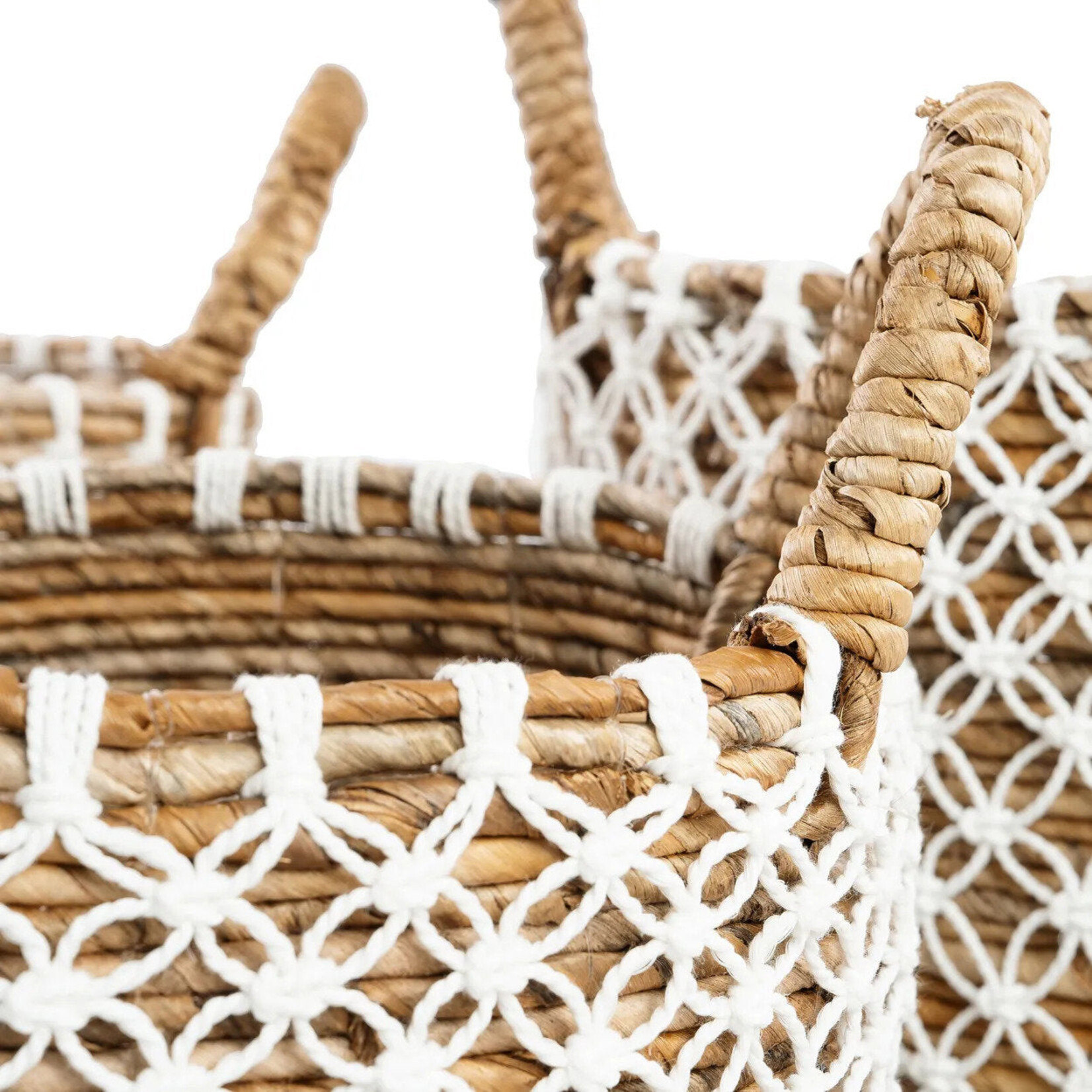 Bazar Bizar Antwerp The Crossed Stitched Macrame Basket - S