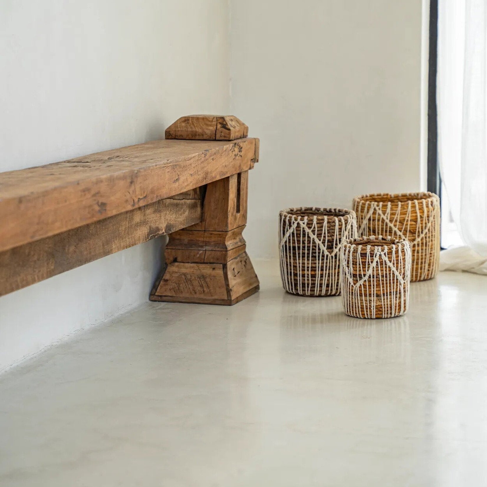 Bazar Bizar Antwerp The Macra-mazing Basket - Natural White - S