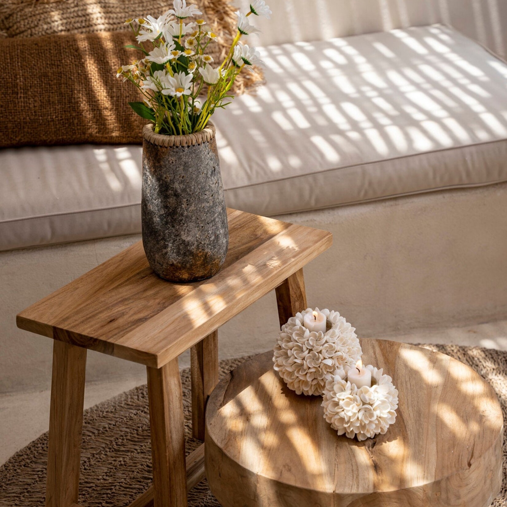 Bazar Bizar Antwerp The Flower Power Candle Holder - M