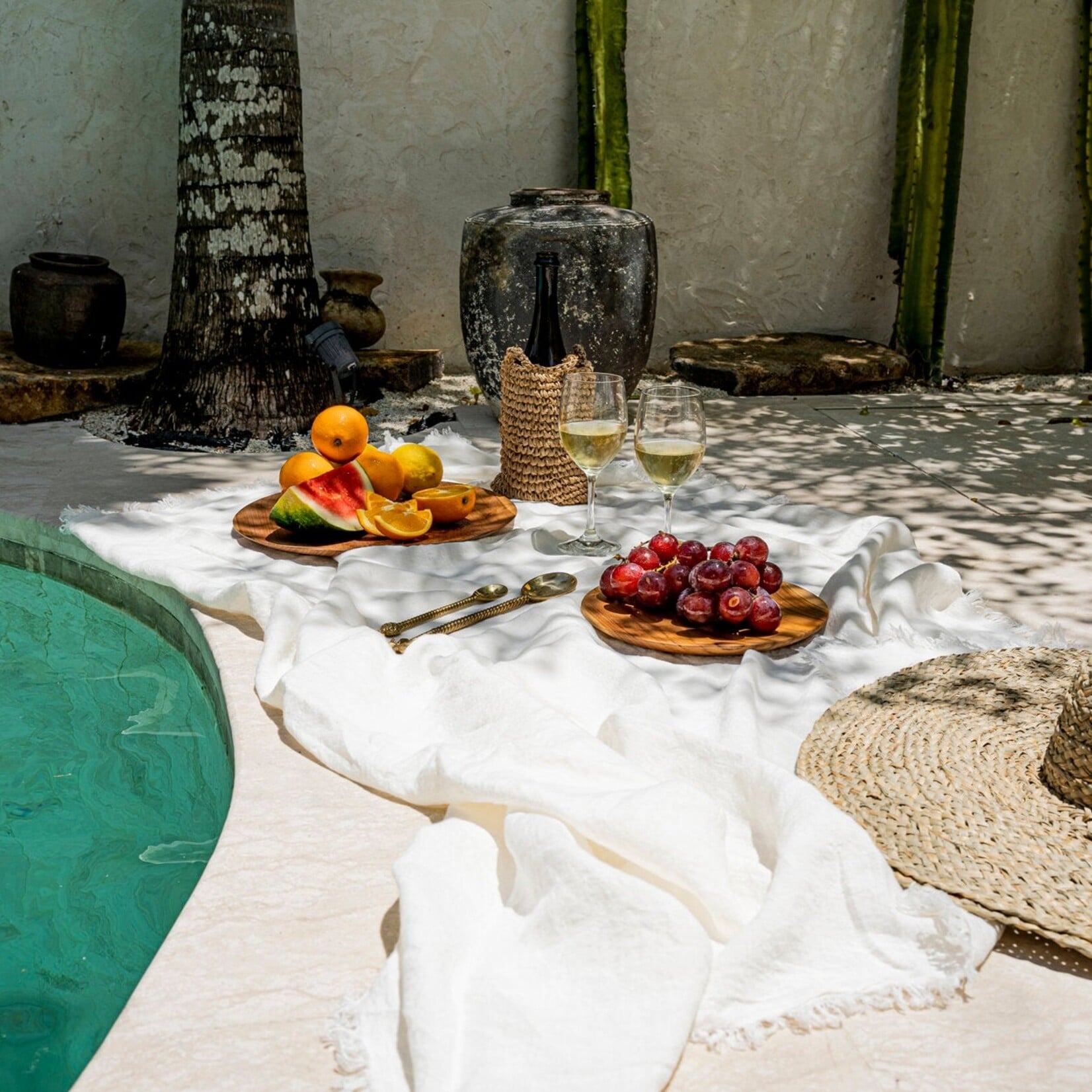 Bazar Bizar Antwerp The Linen Tablecloth - White - 150x250