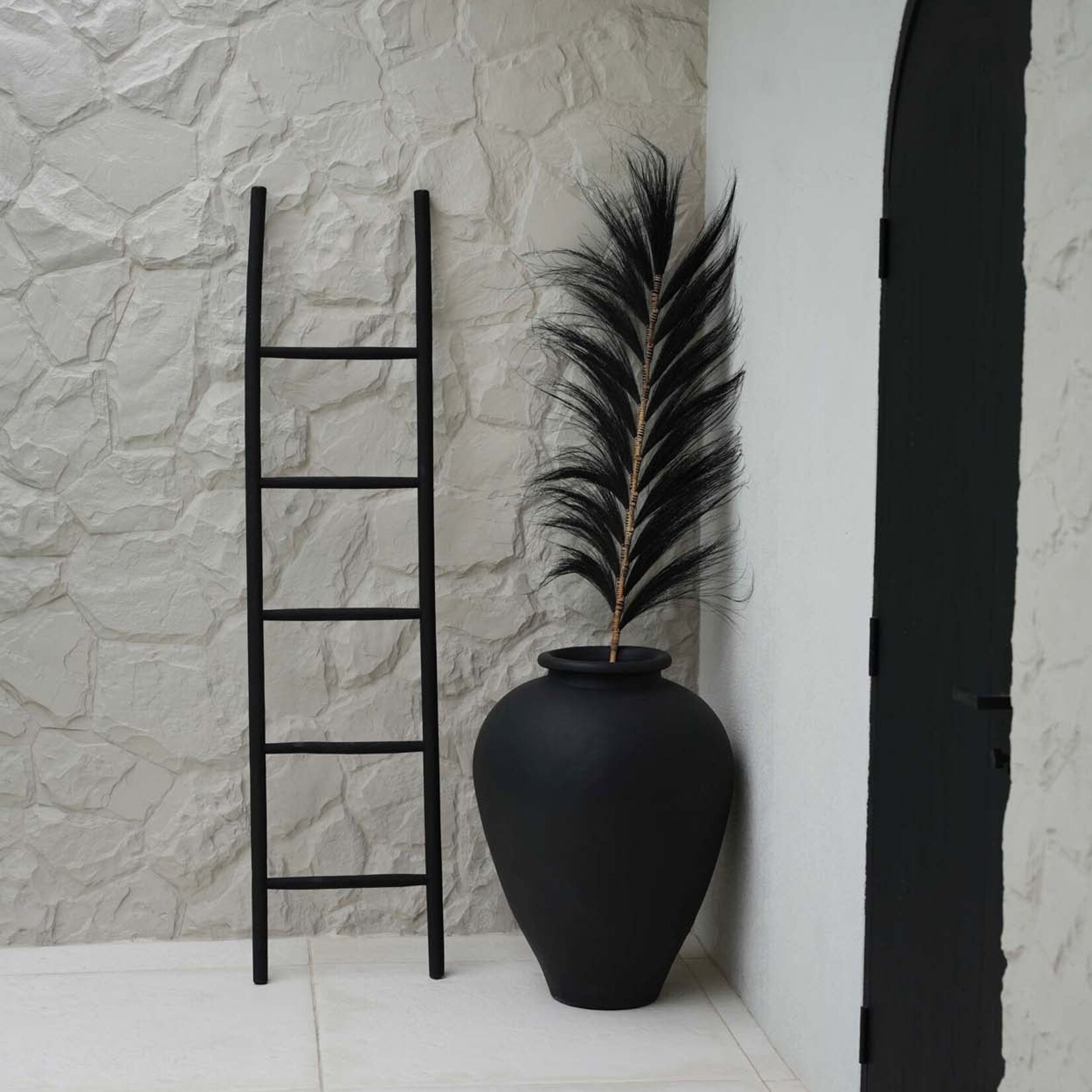 Bazar Bizar Antwerp The Stunning Leaf - Black