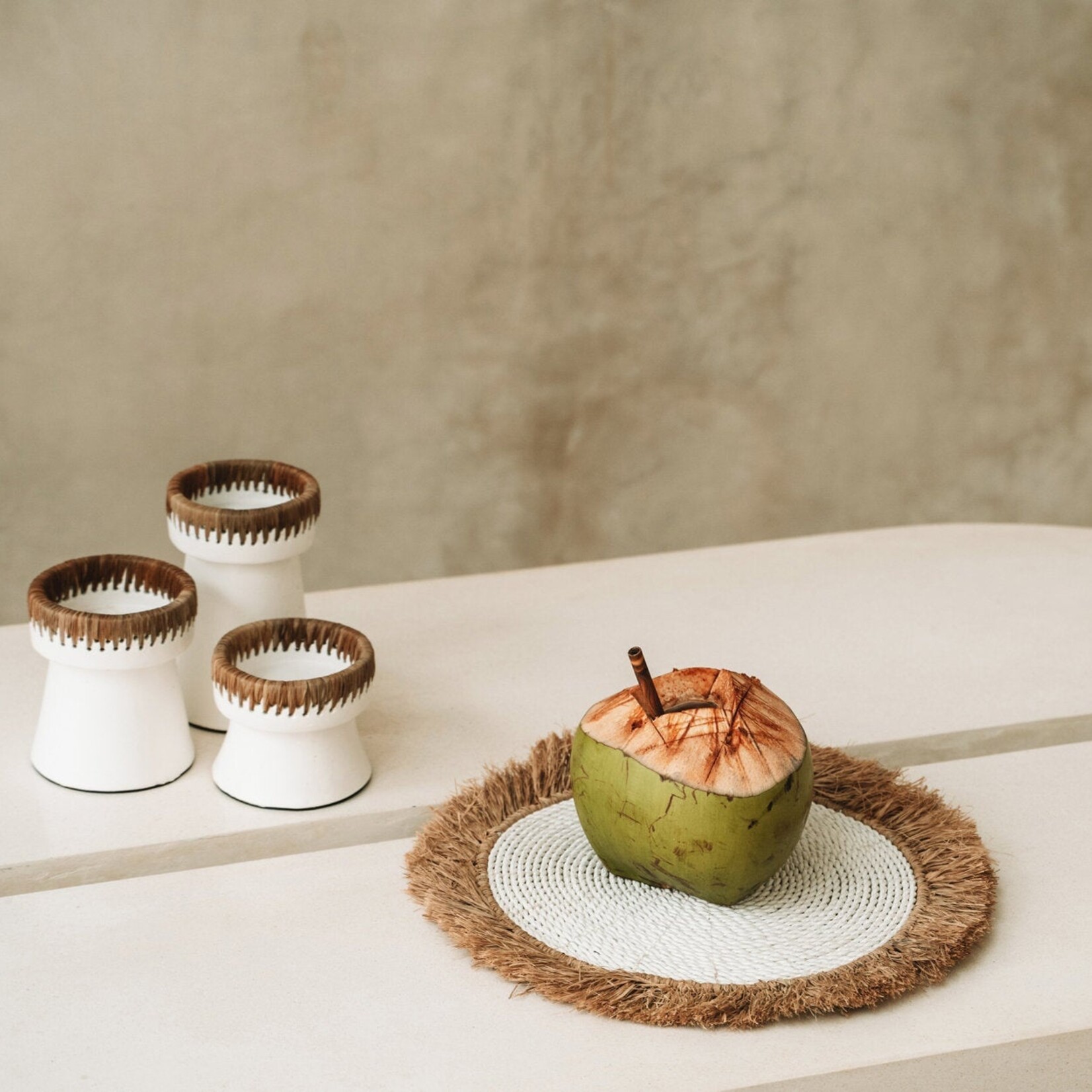 Bazar Bizar Antwerp The Water Hyacinth Raffia Placemat - White Natural