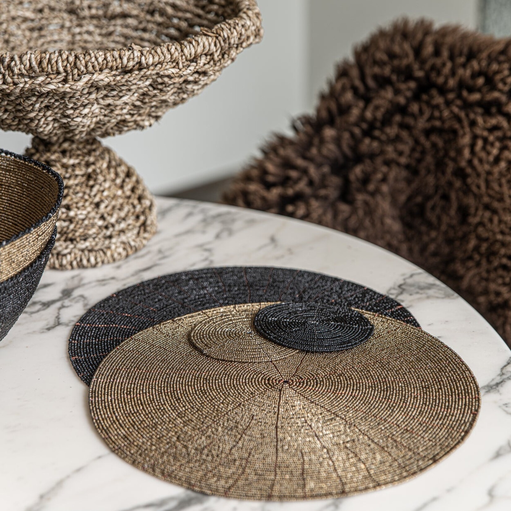 Bazar Bizar Antwerp The Beaded Coaster - Black
