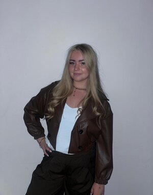 New Collection Kort jasje Kyra Bruin