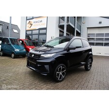 Aixam Aixam Crossover 09/2025 428km!! scherm, leer 1 jaar garantie
