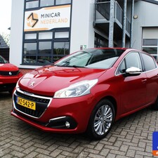 Peugeot 208 1.2 PureTech Allure 2018 17113km Airco, cruise, navi