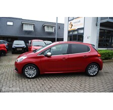 Peugeot 208 1.2 PureTech Allure 2018 17113km Airco, cruise, navi