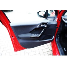 Peugeot 208 1.2 PureTech Allure 2018 17113km Airco, cruise, navi
