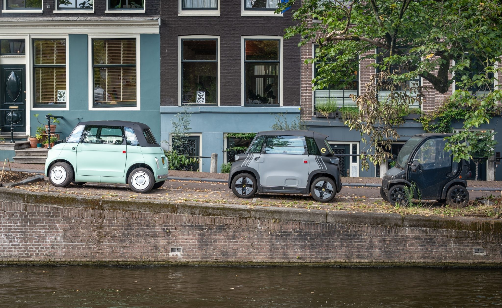 Parkeren met een brommobiel: tips voor drukke steden in 2025!