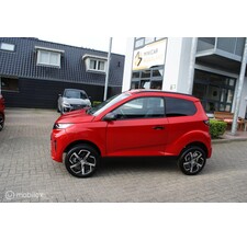 Aixam Aixam Crossover Premium handbediening 2316km 1 jaar garantie
