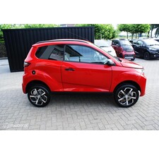 Aixam Aixam Crossover Premium handbediening 2316km 1 jaar garantie