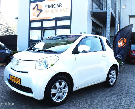 Toyota iQ 1.0 VVTi Comfort 48278KM!! 2010 Dealer onderhouden