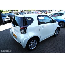 Toyota iQ 1.0 VVTi Comfort 48278KM!! 2010 Dealer onderhouden