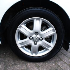 Toyota iQ 1.0 VVTi Comfort 48278KM!! 2010 Dealer onderhouden