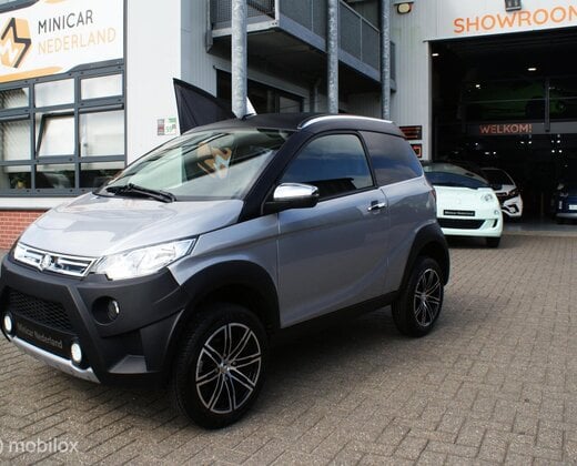 Aixam Crossover 2019 9190KM hoge instap 1 jaar garantie