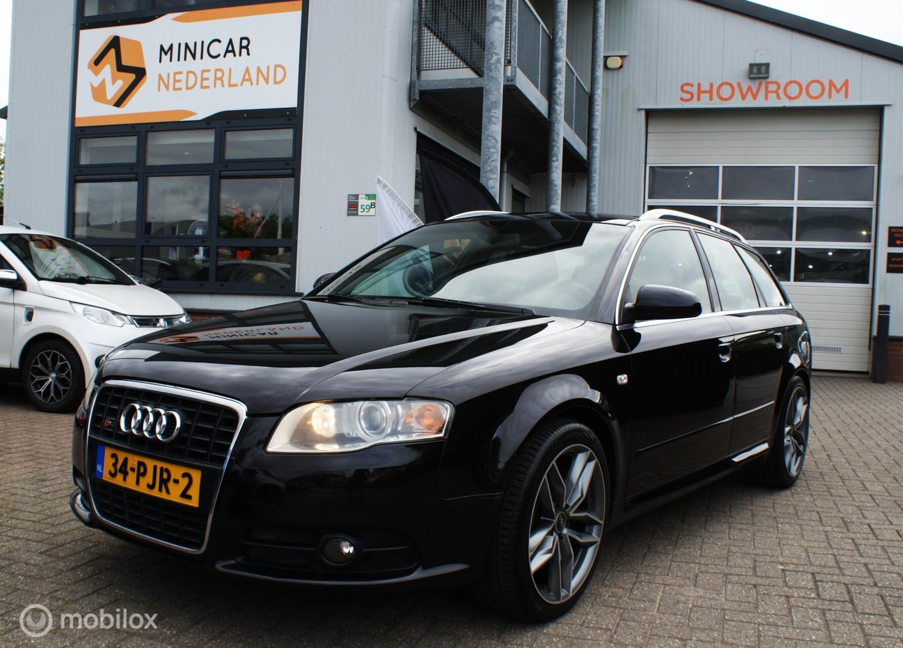 Audi S4 4.2 V8 S4 quattro 2005 Carbon/Recaro/technisch 100%
