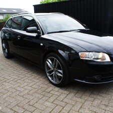 Audi S4 4.2 V8 S4 quattro 2005 Carbon/Recaro/technisch 100%