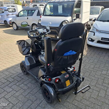 Mango  Freerider FR1 4 wieler 66km mandje en rollatorhouder