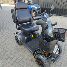Mango  Freerider FR1 4 wieler 66km mandje en rollatorhouder